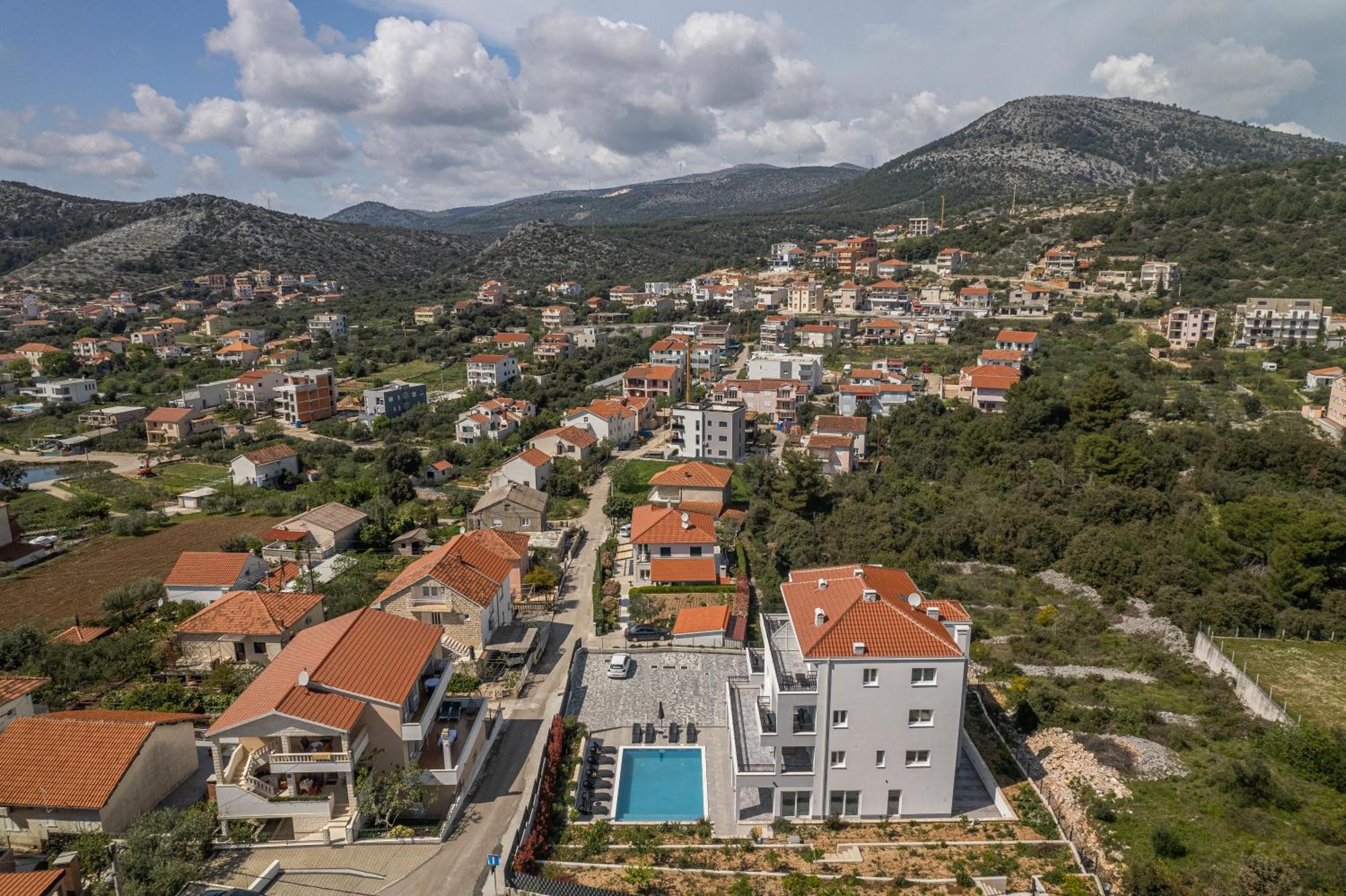 Villa Barbara & Zoran With Free Parking And Heated Swimming Pool Seget Vranjica Exterior photo
