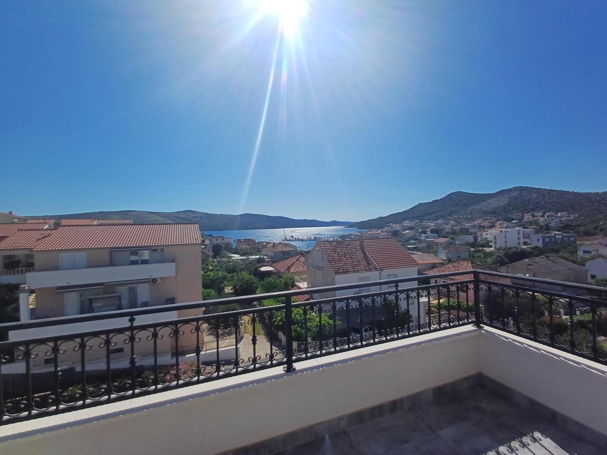 Villa Barbara & Zoran With Free Parking And Heated Swimming Pool Seget Vranjica Exterior photo